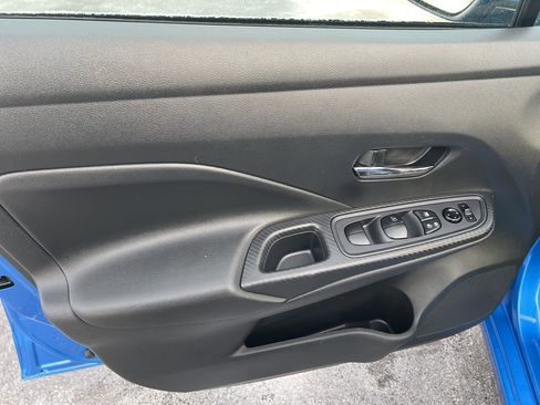 Certified 2023 Nissan Versa SV image 7