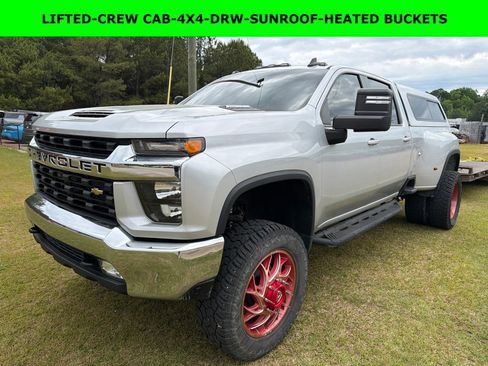 Used 2022 Chevrolet Silverado 3500 LT w/ Convenience Package AWD/4WD image 1
