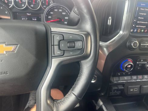 Used 2021 Chevrolet Silverado 3500 LTZ w/ LTZ Convenience Package AWD/4WD image 18