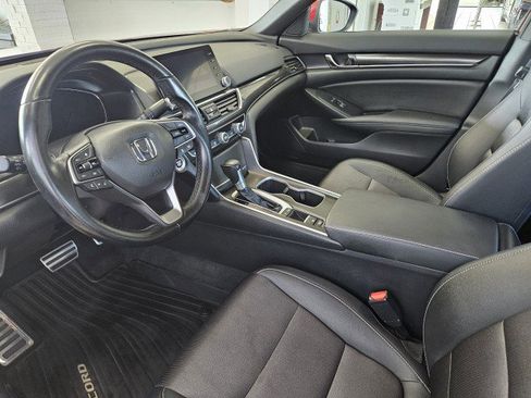 Used 2020 Honda Accord Sport image 8