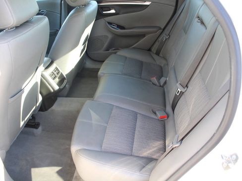 Used 2019 Chevrolet Impala LT image 11