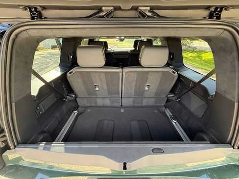 Used 2024 Rivian R1S Adventure AWD/4WD image 16