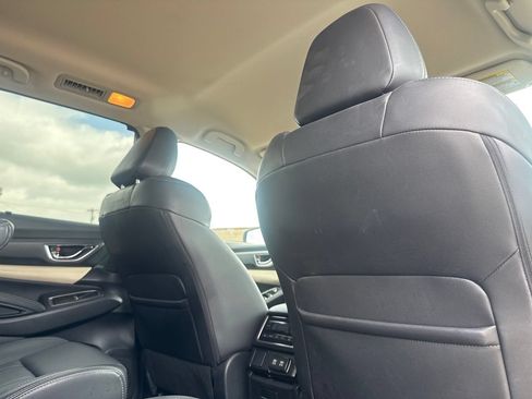 Used 2020 Subaru Ascent Limited w/ Popular Package #3 AWD/4WD image 32