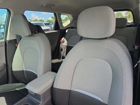 New 2027 Kia Seltos S FWD image 21