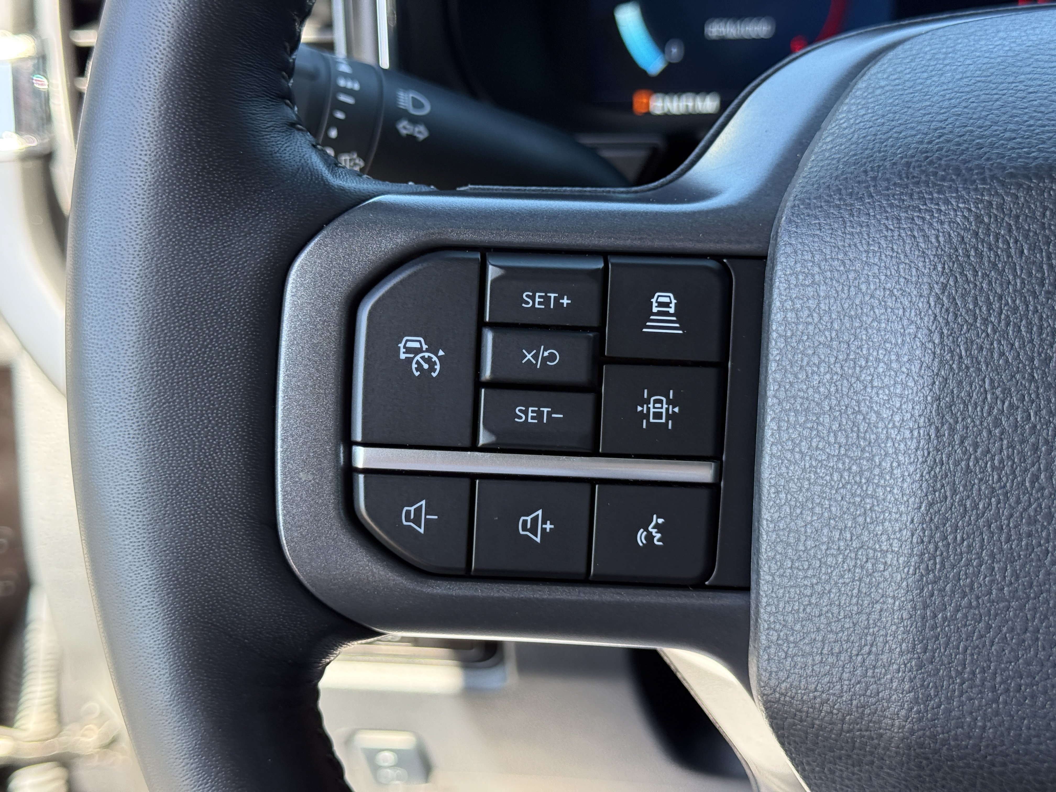 Used 2024 Ford F250 Lariat w/ Lariat Ultimate Package AWD/4WD image 33
