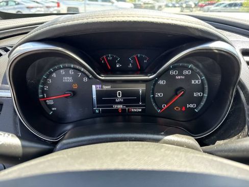 Used 2016 Chevrolet Impala LT w/ Convenience Package FWD image 11