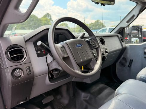 Used 2016 Ford F250 XL RWD image 12