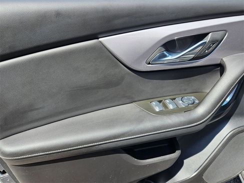 Used 2025 Chevrolet Blazer LT w/ Driver Confidence Package image 10