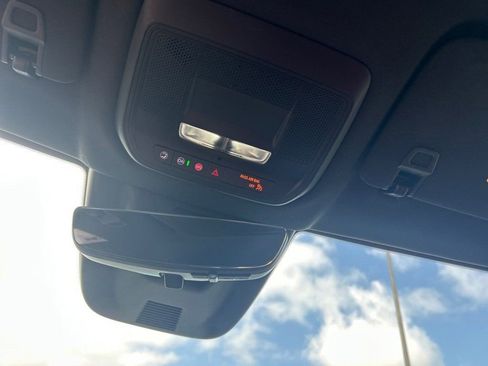 New 2025 Chevrolet Equinox EV RS w/ Convenience Package II image 14