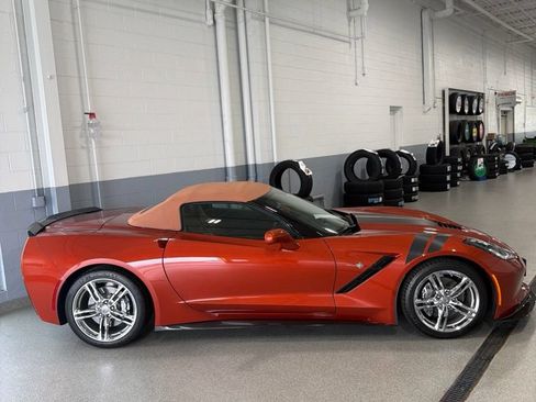 Used 2016 Chevrolet Corvette Stingray Convertible w/ 2LT Preferred Equipment Group RWD image 10