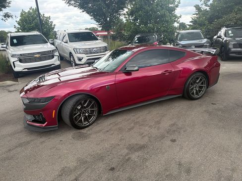 Used 2025 Ford Mustang Dark Horse RWD image 3