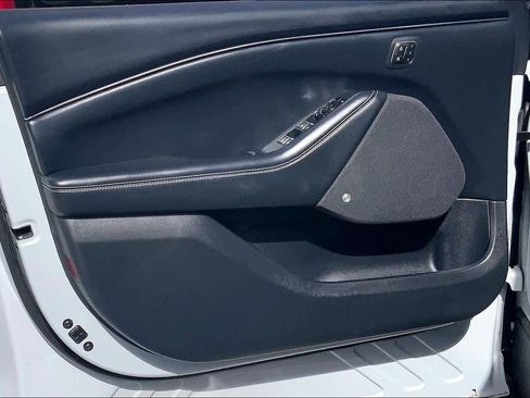 Used 2021 Ford Mustang Mach-E Premium image 22