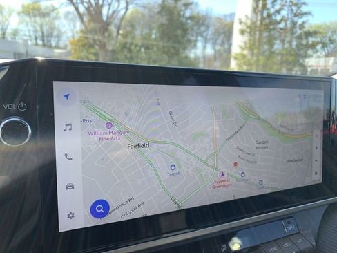 Used 2025 Toyota Camry SE w/ Multimedia Upgrade Package image 23