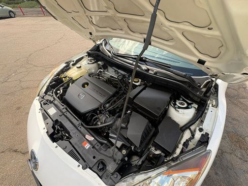 Used 2011 MAZDA MAZDA3 i Sport FWD image 21