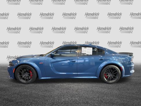 Used 2022 Dodge Charger Scat Pack RWD image 7