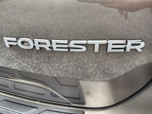 Used 2021 Subaru Forester Limited AWD/4WD image 39