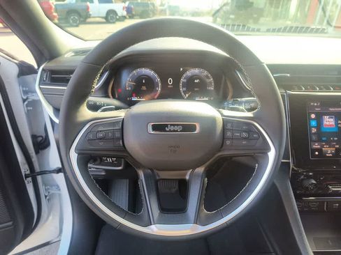 New 2026 Jeep Grand Cherokee Laredo X image 14