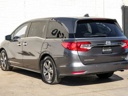 Used 2018 Honda Odyssey Touring image 10