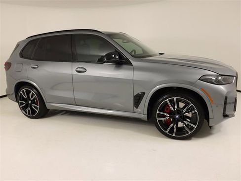 Used 2025 BMW X5 M60i image 6