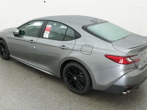 New 2026 Toyota Camry SE image 5