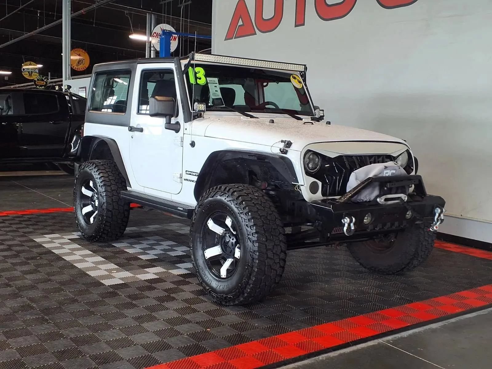 Used 2013 Jeep Wrangler Sport AWD/4WD image 2