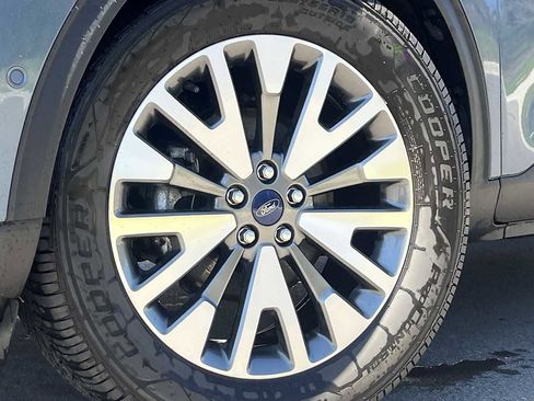 Used 2020 Ford Escape Titanium w/ Titanium Premium Package 2.0 image 20