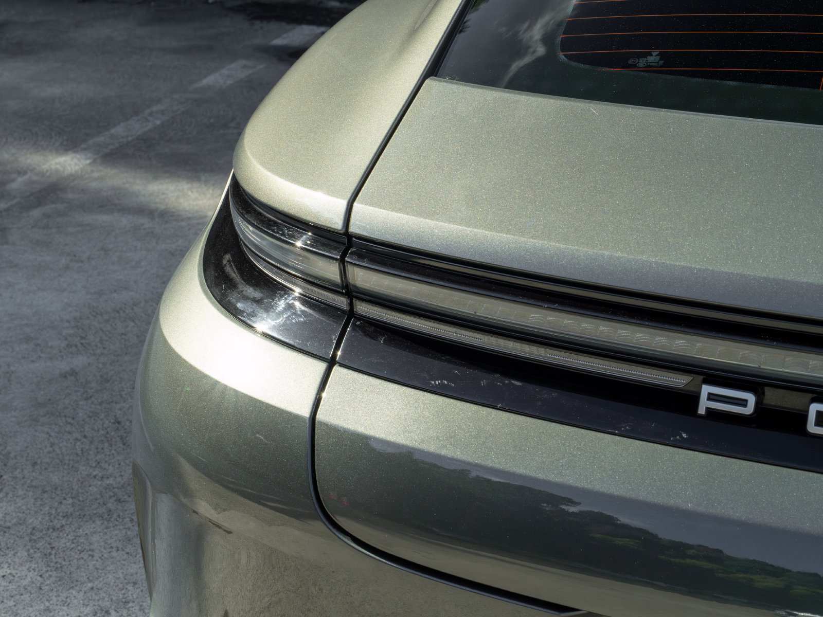 Certified 2024 Porsche Panamera image 18