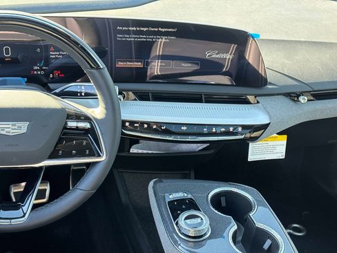 New 2026 Cadillac Optiq Sport 1 w/ LPO, Floor Liner Package AWD/4WD image 19