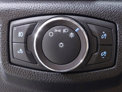 Used 2018 Ford F150 Lariat w/ Equipment Group 501A Mid image 10