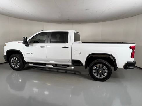 Used 2025 Chevrolet Silverado 2500 Custom w/ Custom Value Package image 6