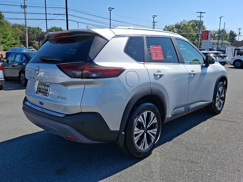 Certified 2023 Nissan Rogue SV w/ SV Premium B Package AWD/4WD image 8