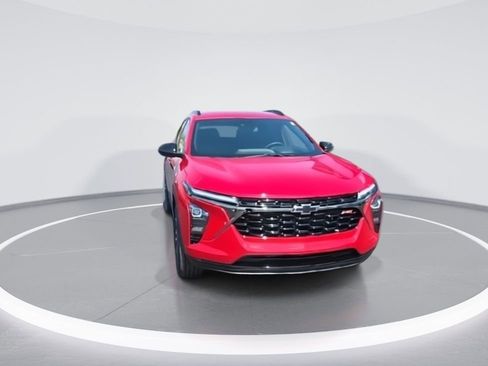 New 2026 Chevrolet Trax RS w/ Driver Confidence Package FWD image 2