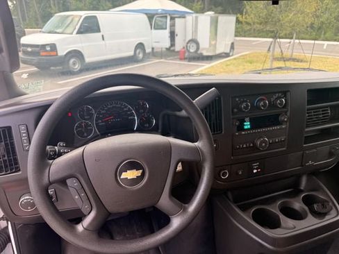 Used 2025 Chevrolet Express 2500 w/ Driver Convenience Package RWD image 2