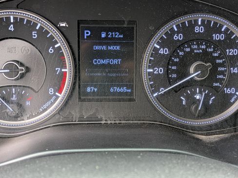 Used 2020 Hyundai Santa Fe SE FWD image 27