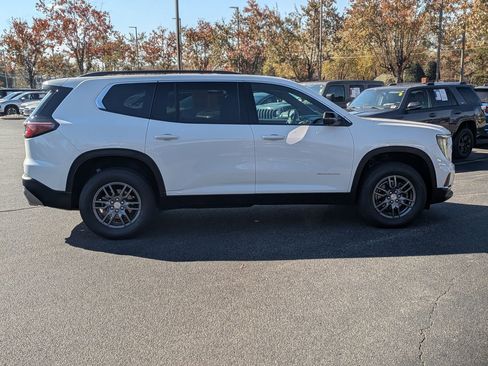 Certified 2025 GMC Acadia Elevation image 10