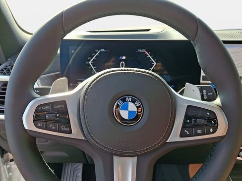 New 2026 BMW X5 xDrive40i w/ M Sport Package AWD/4WD image 17