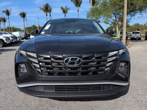 Used 2024 Hyundai Tucson SE FWD image 3
