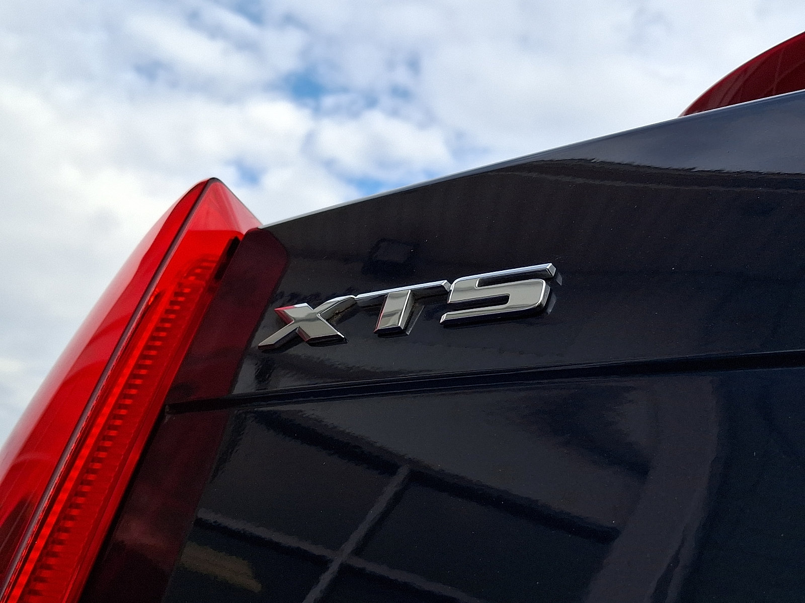 Used 2016 Cadillac XTS FWD image 30