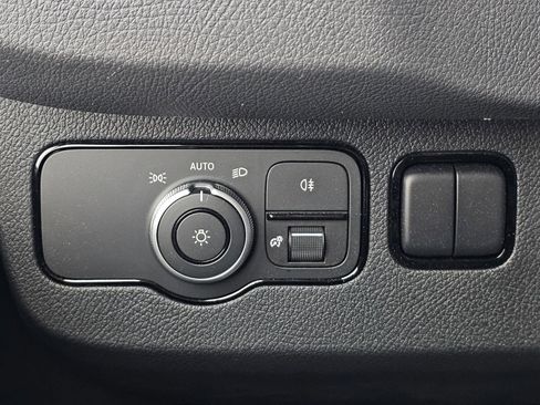 Used 2024 Mercedes-Benz Sprinter 2500 image 26