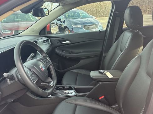 Used 2024 Buick Encore GX Sport Touring w/ Comfort Package image 11