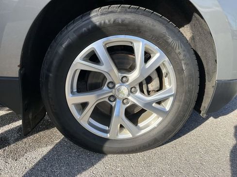 Used 2018 Chevrolet Equinox LT image 20