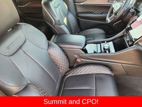Certified 2025 Jeep Grand Cherokee Summit w/ Obsidian Package AWD/4WD image 24