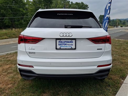 Used 2024 Audi Q3 2.0T Premium AWD/4WD image 5