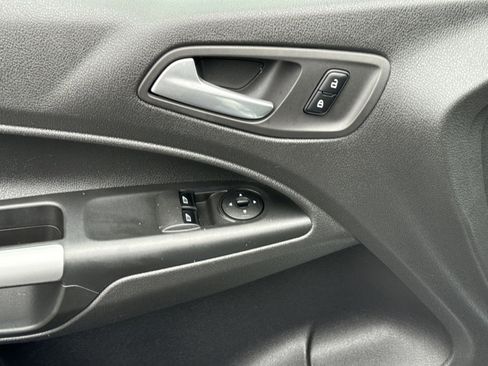 Used 2014 Ford Transit Connect XLT image 15