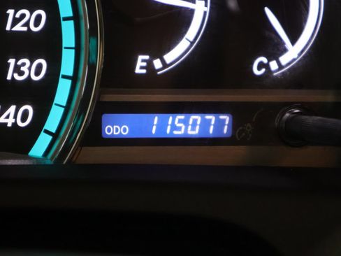 Used 2012 Toyota Venza XLE FWD image 37