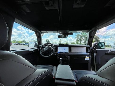 New 2026 Ford Bronco Outer Banks AWD/4WD image 13