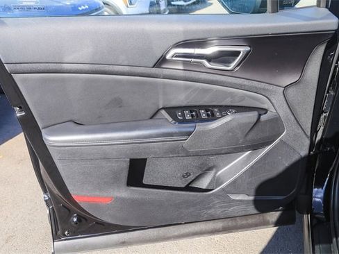 Used 2023 Kia Sportage EX image 21