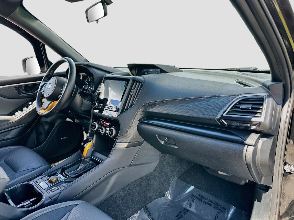 Used 2024 Subaru Forester Touring AWD/4WD image 30