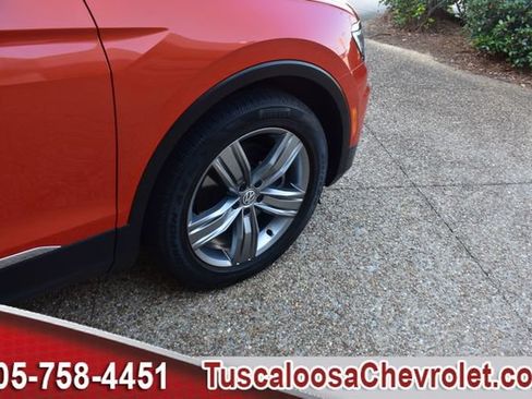 Used 2019 Volkswagen Tiguan SEL Premium AWD/4WD image 16