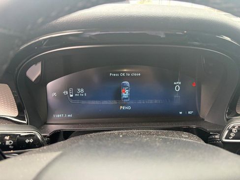 Used 2024 Lincoln Corsair Reserve w/ Equipment Group 201A image 6